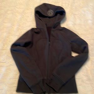 Lululemon scuba jacket sz 4